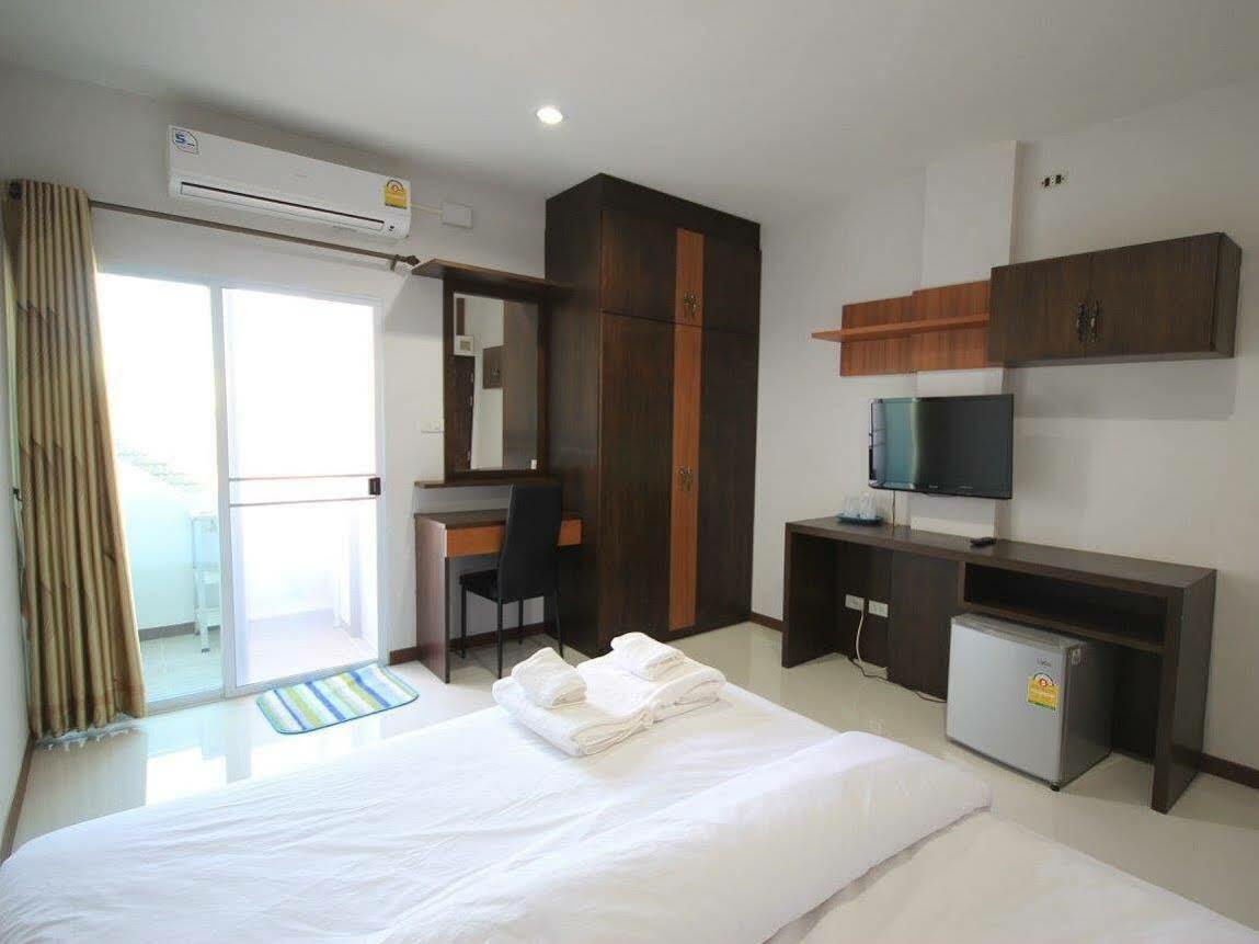 Siriwat Apartment Csiangmaj Kültér fotó
